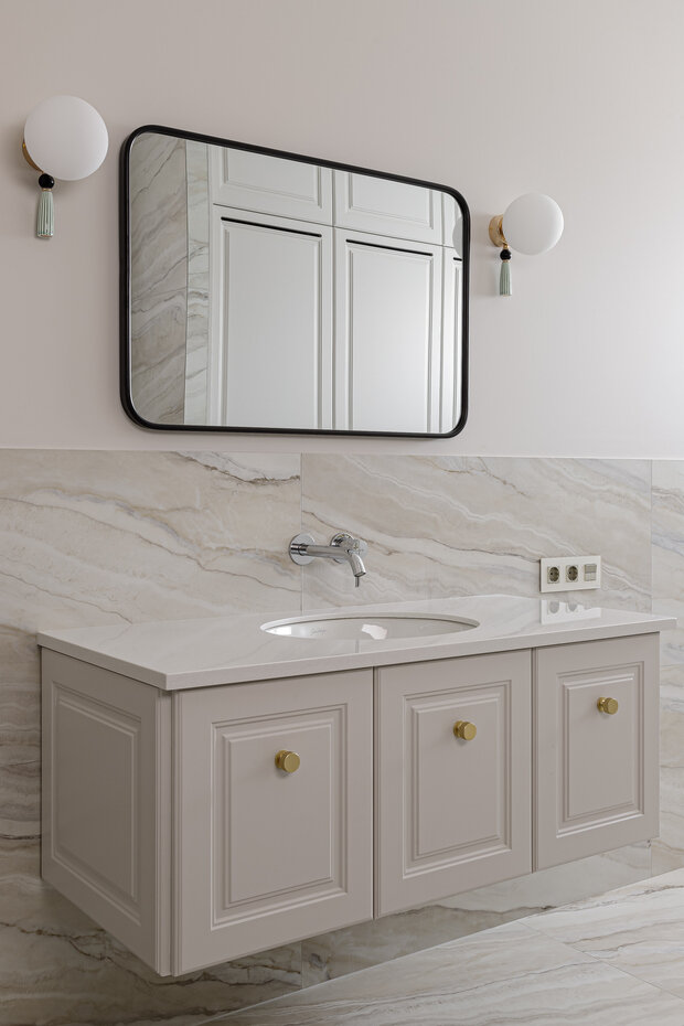 Фотография: Ванная в стиле Классический, Современный, Дом, Проект дня, Дом и дача, Краснодар, Кирпичный дом, 4 и больше, Более 90 метров, Татьяна Черкашина – фото на INMYROOM