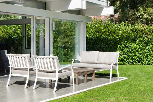 Фотография: Терраса в стиле Эко, Дом и дача, дачный участок, первые ландшафтные работы на даче, дача весной, Ирина Лукьянова, Leroy Merlin, подготовка дачного участка – фото на INMYROOM