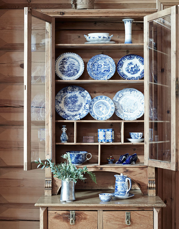 Фотография: Кухня и столовая в стиле Прованс и Кантри, Скандинавский, Современный, Белый, Отель, Минимализм, Зеленый, Бежевый, Серый, Коричневый, Гид, Более 90 метров – фото на INMYROOM