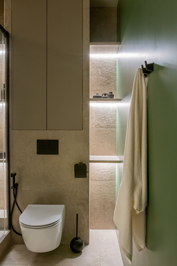 Фотография: Ванная в стиле Современный, Квартира, Проект дня, Кирпичный дом, 4 и больше, Более 90 метров, современная классика с элементами минимализма, Валерия Широкова – фото на INMYROOM