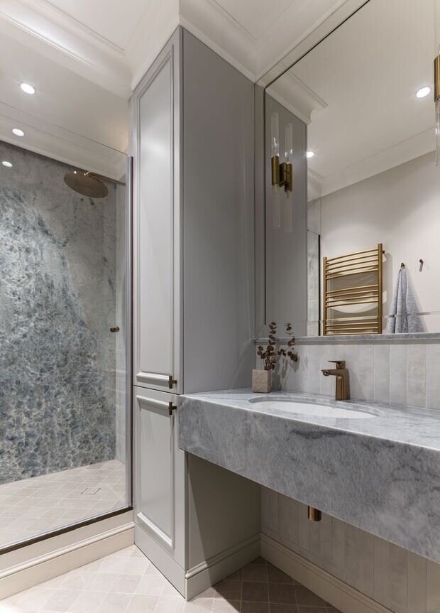 Фотография: Ванная в стиле Классический, Современный, Эклектика, Квартира, Проект дня, 3 комнаты, 60-90 метров, Монолитно-кирпичный – фото на INMYROOM