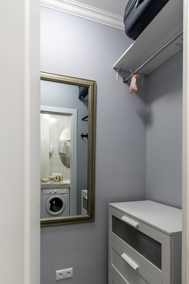 Фотография: Гардеробная в стиле Современный, Малогабаритная квартира, Квартира, Студия, Проект недели, Санкт-Петербург, до 40 метров, Елена Зингер – фото на INMYROOM