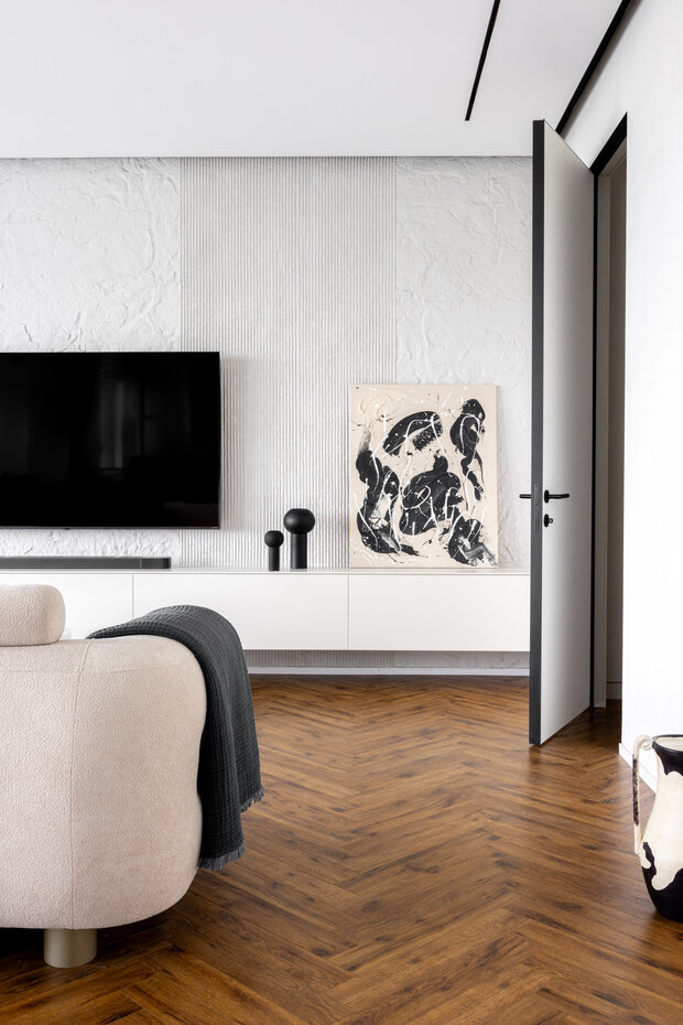 Фотография: Гостиная в стиле Современный, Квартира, Проект дня, Монолитный дом, 3 комнаты, Алматы, минимализм с элементами современного дизайна, Данара Байтурсынова – фото на INMYROOM