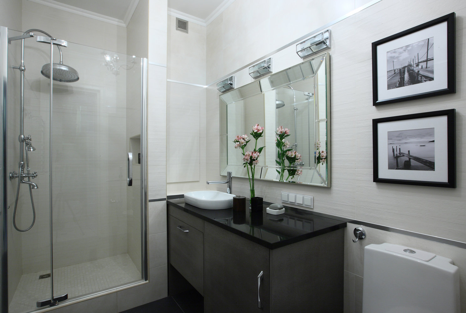 Фотография: Ванная в стиле Скандинавский, Классический, Эклектика, Квартира, Проект недели, Москва, Марина Поклонцева, Монолитный дом, 4 и больше, Более 90 метров – фото на INMYROOM Фотография: Ванная в стиле Скандинавский, Классический, Эклектика, Квартира, Проект недели, Москва, Марина Поклонцева, Монолитный дом, 4 и больше, Более 90 метров – фото на INMYROOM