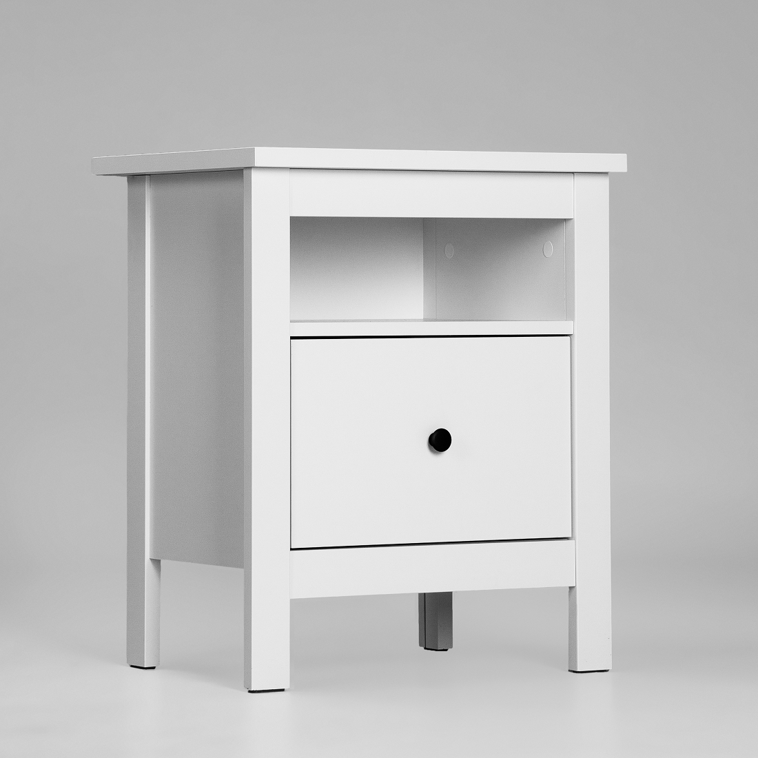 Прикроватная тумба Сага белого цвета