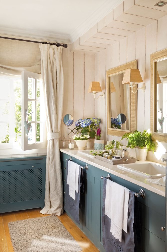 Фотография: Кухня и столовая в стиле Прованс и Кантри, Спальня, Интерьер комнат, Проект недели, 8 марта – фото на INMYROOM