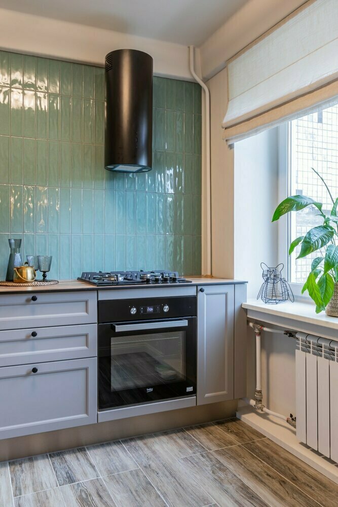 Фотография: в стиле , Кухня и столовая, Гид, кухня в хрущевке, как оформить интерьер кухни, эргономика маленькой кухни, Хрущевка – фото на INMYROOM Фотография: в стиле , Кухня и столовая, Гид, кухня в хрущевке, как оформить интерьер кухни, эргономика маленькой кухни, Хрущевка – фото на INMYROOM