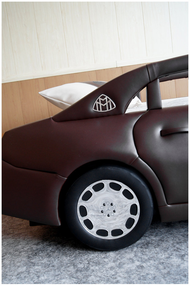 Фото из портфолио ЭКСКЛЮЗИВНАЯ ДЕТСКАЯ КРОВАТЬ-АВТОМОБИЛЬ MERCEDES-MAYBACH ОТ R.O.M.-DEKOR Редактирова – фотографии дизайна интерьеров на InMyRoom.ru
