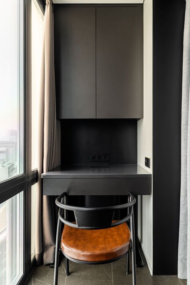 Фотография: Балкон в стиле Современный, Малогабаритная квартира, Квартира, Проект дня, Москва, 1 комната, 40-60 метров, эклектика с элементами современного, Александр Джикаеви – фото на INMYROOM