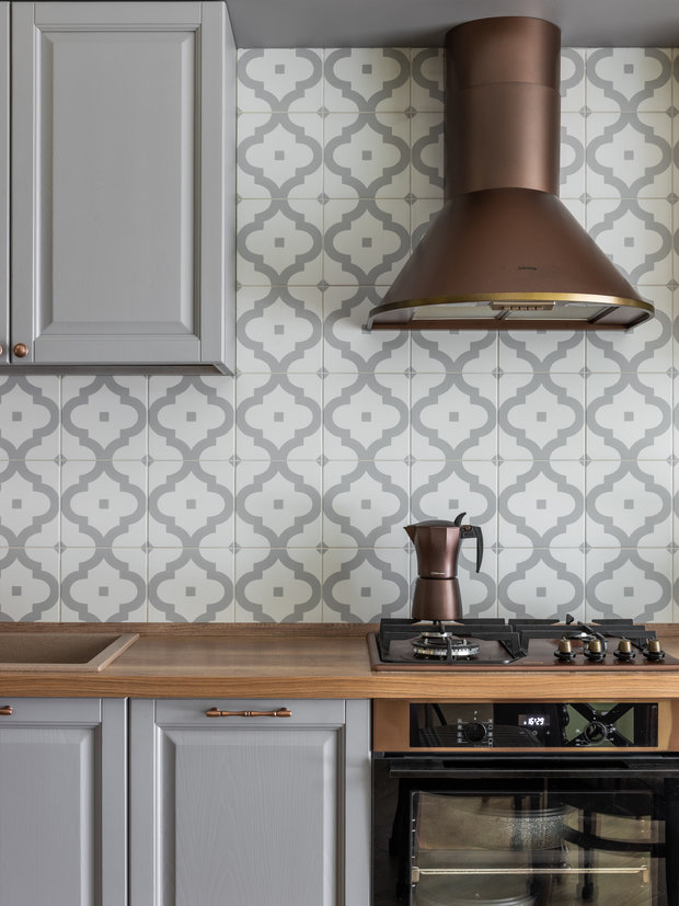 Фотография: Кухня и столовая в стиле Прованс и Кантри, Классический, Эклектика, Дом, Проект дня, Дом и дача, как обустроить загородный дом, дизайн двухэтажного дома, как оформить дом в классическом стиле, 4 и больше, Более 90 метров, Самарская область, Татьяна Киреева, ремонт в доме – фото на INMYROOM