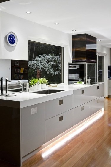 Фотография: Кухня и столовая в стиле Скандинавский, Современный, Хай-тек – фото на INMYROOM