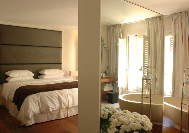 Фотография: Спальня в стиле Скандинавский, Современный, Декор интерьера, Франция, Дома и квартиры, Городские места, Отель, Прованс – фото на INMYROOM Фотография: Спальня в стиле Скандинавский, Современный, Декор интерьера, Франция, Дома и квартиры, Городские места, Отель, Прованс – фото на INMYROOM