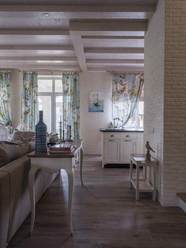 Фото из портфолио Светлый загородный дом.  – фотографии дизайна интерьеров на INMYROOM