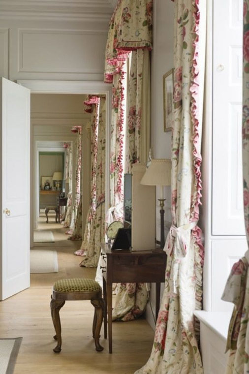 Фотография: в стиле Прованс и Кантри, Классический, Современный, Декор интерьера, Текстиль, Подушки, Шторы – фото на INMYROOM Фотография: в стиле Прованс и Кантри, Классический, Современный, Декор интерьера, Текстиль, Подушки, Шторы – фото на INMYROOM