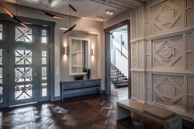 Фотография: Прихожая в стиле Классический, Современный, Эклектика, Дом, Проект недели, Дом и дача, Новая Москва, 4 и больше, Более 90 метров, Марина Бирюкова, Елизавета Голубцова, BIGO – фото на INMYROOM