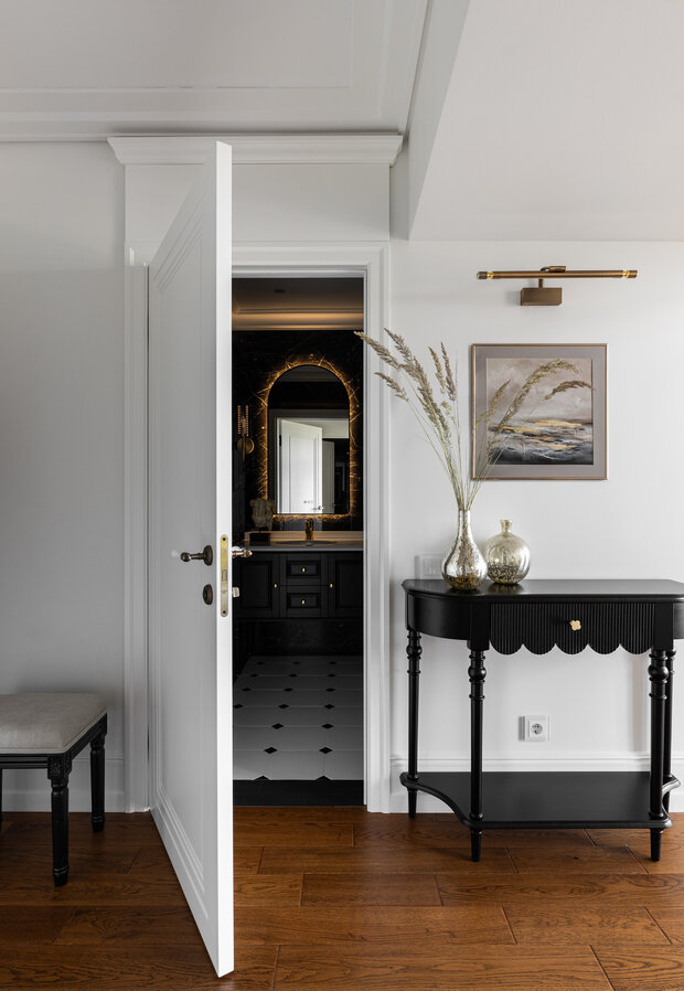 Фотография: Прихожая в стиле Классический, Современный, Эклектика, Проект дня, Пентхаус, Москва, Раменское, 2 комнаты, 60-90 метров, Мариетта Мнацаканян – фото на INMYROOM