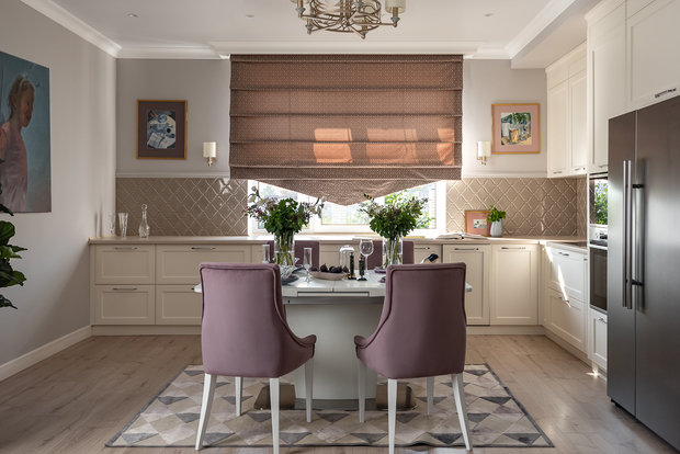 Фотография: Кухня и столовая в стиле Классический, Современный, Проект недели, Дом и дача, Таунхаус, Челябинск, 4 и больше, Более 90 метров, Денис Тарасенко – фото на INMYROOM