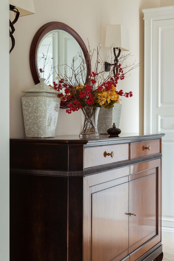 Фотография: Прихожая в стиле Классический, Эклектика, Проект недели, Москва, Дом и дача, Таунхаус, Наталья Тарханова – фото на INMYROOM Фотография: Прихожая в стиле Классический, Эклектика, Проект недели, Москва, Дом и дача, Таунхаус, Наталья Тарханова – фото на INMYROOM