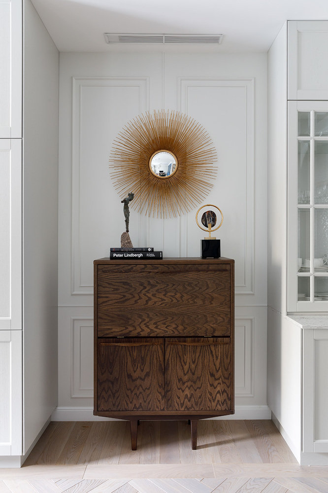 Фотография: Кухня и столовая в стиле Современный, Квартира, Проект недели, Санкт-Петербург, 3 комнаты, 60-90 метров, Проектное бюро 7.4.2, Наталья Анищенко – фото на INMYROOM Фотография: Кухня и столовая в стиле Современный, Квартира, Проект недели, Санкт-Петербург, 3 комнаты, 60-90 метров, Проектное бюро 7.4.2, Наталья Анищенко – фото на INMYROOM