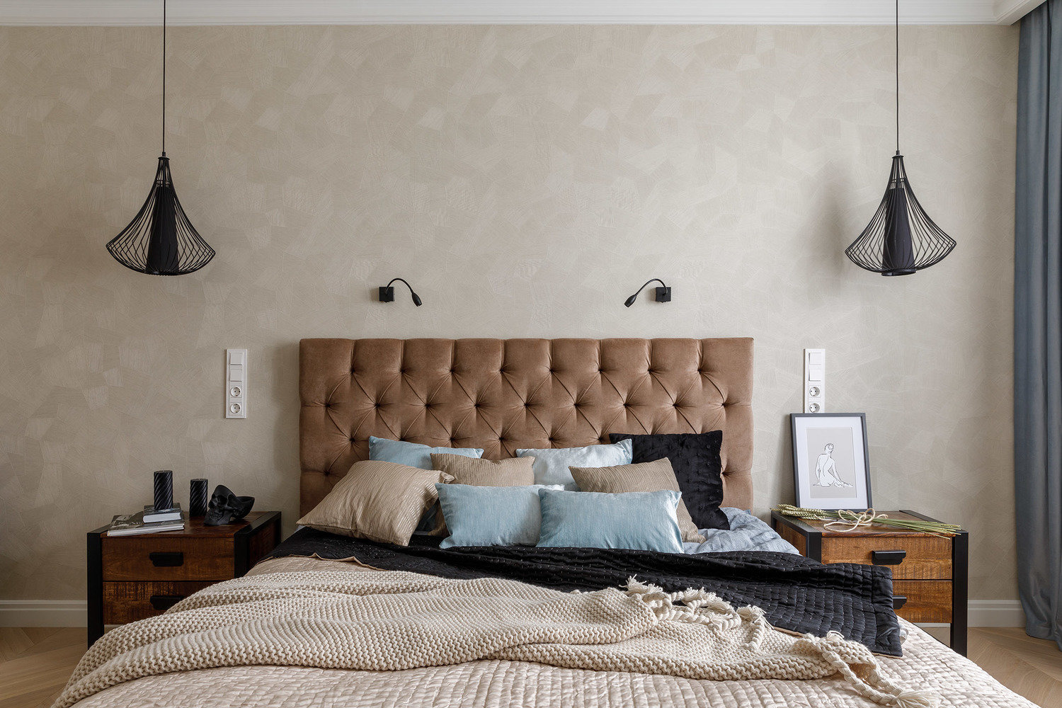 Фотография: Спальня в стиле Современный, Классический, Квартира, Проект недели, Санкт-Петербург, 3 комнаты, Более 90 метров, Кирилл Пономаренко – фото на INMYROOM Фотография: Спальня в стиле Современный, Классический, Квартира, Проект недели, Санкт-Петербург, 3 комнаты, Более 90 метров, Кирилл Пономаренко – фото на INMYROOM