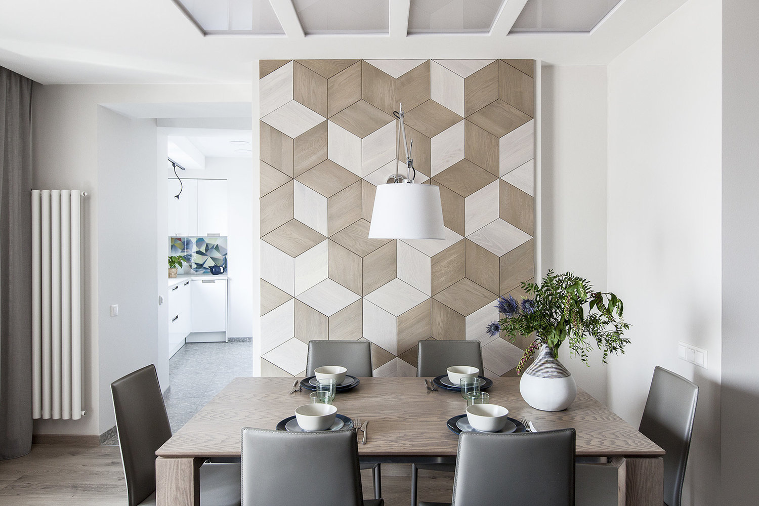 Фотография: Кухня и столовая в стиле Современный, Ремонт на практике, ламинат, ламинат на полу, ламинат на стене – фото на INMYROOM Фотография: Кухня и столовая в стиле Современный, Ремонт на практике, ламинат, ламинат на полу, ламинат на стене – фото на INMYROOM