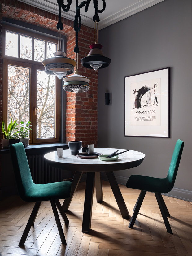 Фотография: Кухня и столовая в стиле Лофт, Эклектика, Квартира, Проект дня, Москва, Кирпичный дом, 4 и больше, Более 90 метров, Берлога, Елена Тамбиева, Наталья Водопьянова – фото на INMYROOM