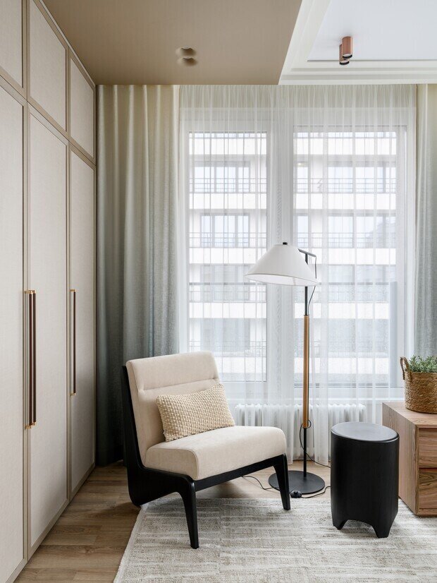 Фотография: Кабинет в стиле Современный, Проект дня, Новосибирск, 4 и больше, Более 90 метров, Эксклюзивные проекты, Полина Степанова, эклектичный с элементами этники и современного дизайна – фото на INMYROOM