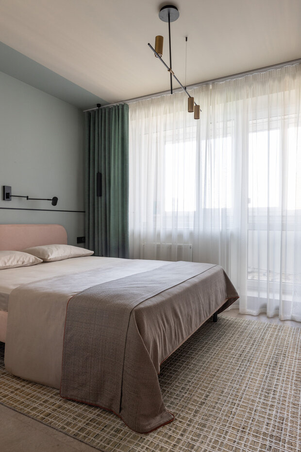 Фотография: Спальня в стиле Современный, Минимализм, Квартира, Проект дня, Самара, Кирпичный дом, 3 комнаты, 60-90 метров, Екатерина Коталевская – фото на INMYROOM