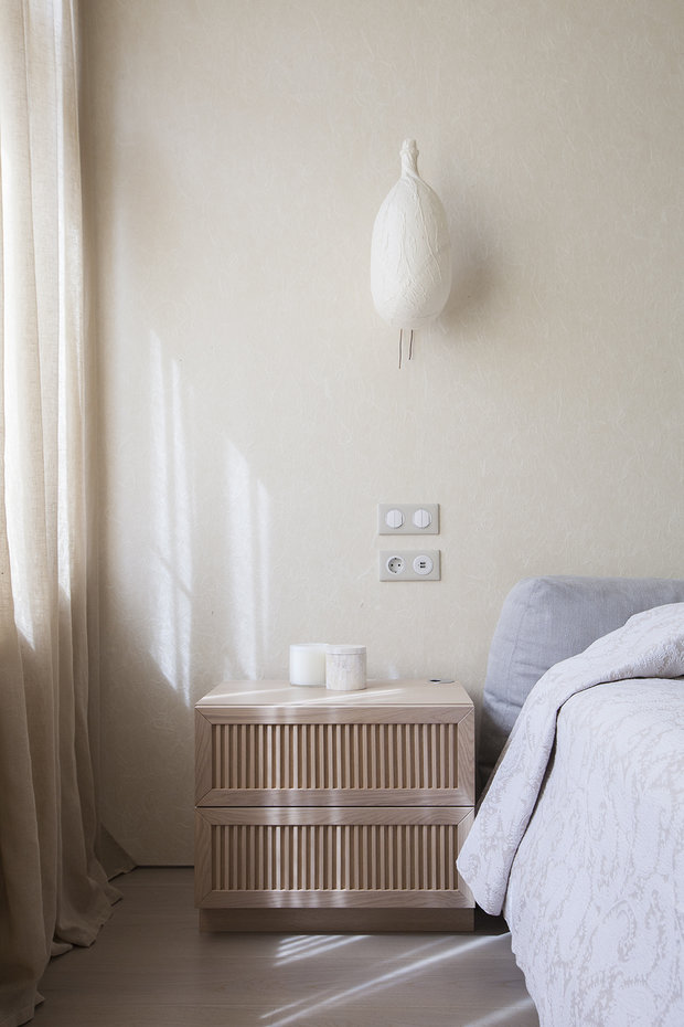 Фотография: Спальня в стиле Восточный, Минимализм, Квартира, Проект недели, Москва, Эко, новостройка, Ариана Ахмад, Татьяна Карякина, Монолитный дом, 4 и больше, Более 90 метров – фото на INMYROOM