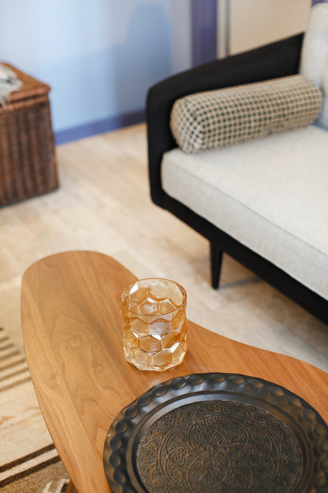 Фотография: Гостиная в стиле Скандинавский, Эклектика, Квартира, Проект недели, Санкт-Петербург, Монолитный дом, 2 комнаты, 40-60 метров, Марина Чернова, энциклопедия_мебель – фото на INMYROOM