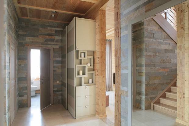 Фотография: Прихожая в стиле Эко, Прованс и Кантри, Дом, Проект недели, Московская область, Александр Петунин, Анна Полева – фото на INMYROOM