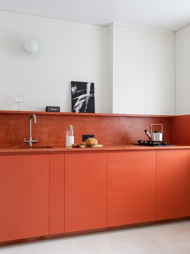 Фотография: Кухня и столовая в стиле Скандинавский, Современный, Минимализм, Малогабаритная квартира, Квартира, Проект недели, Екатеринбург, Хрущевка, 1 комната, до 40 метров, Ольга Каримова – фото на INMYROOM