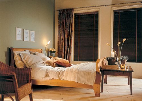 Фотография: Спальня в стиле Прованс и Кантри, Квартира, Декор, Советы, как выбрать жалюзи, жалюзи на окна – фото на INMYROOM