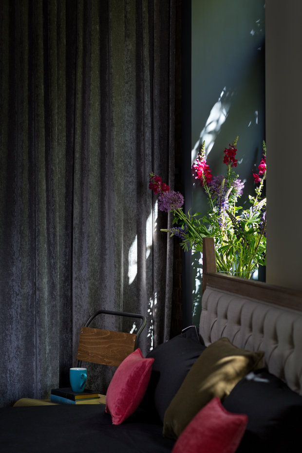 Фотография: Спальня в стиле Лофт, Квартира, Студия, Проект недели, Киев, Старый фонд, Юрий Зименко, Андрей Авдеенко, Кирпичный дом, Более 90 метров – фото на INMYROOM