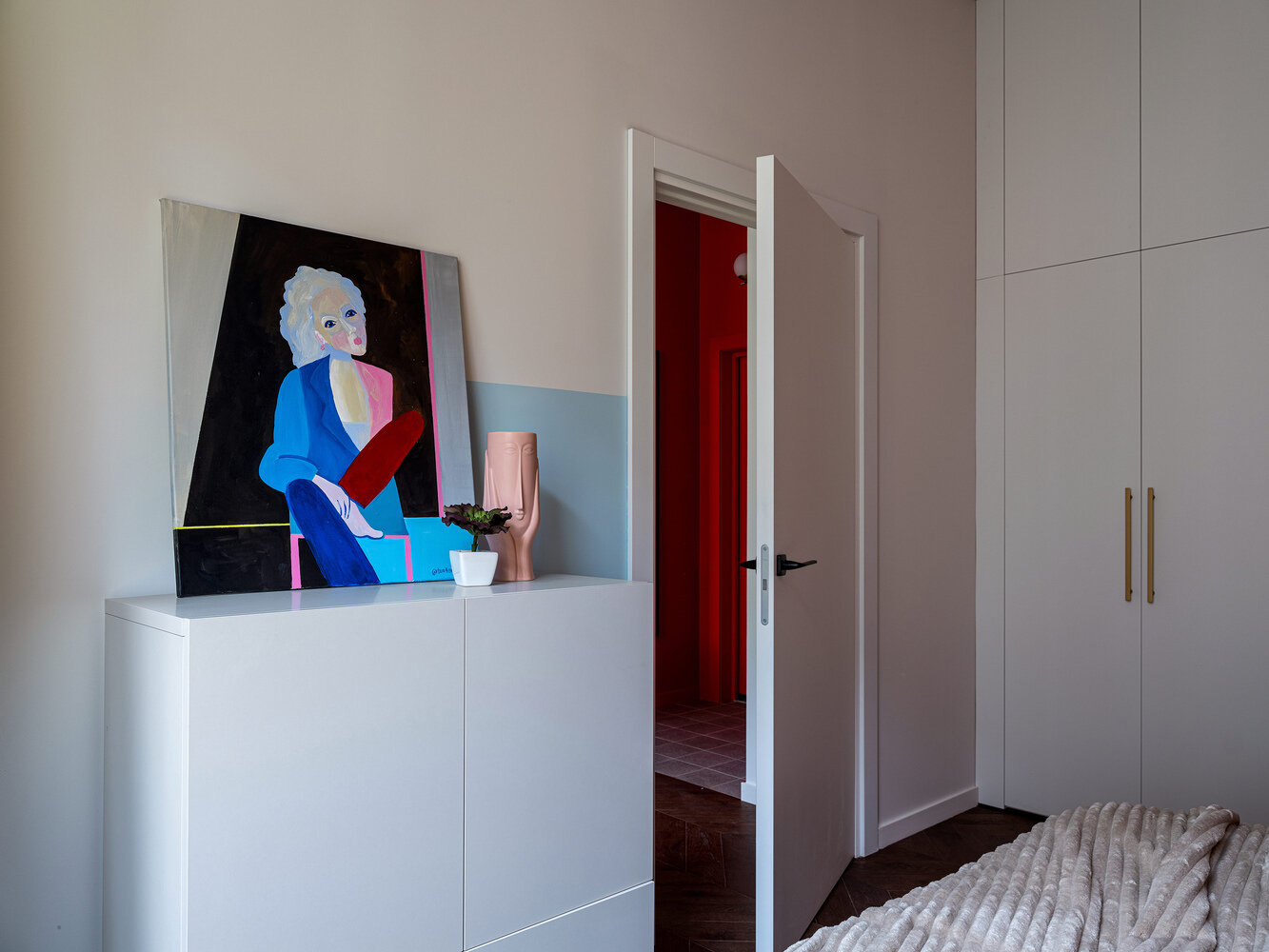 Фотография: Спальня в стиле Современный, Эклектика, Квартира, Проект недели, Москва, 2 комнаты, 40-60 метров, Наталия Турченко – фото на INMYROOM Фотография: Спальня в стиле Современный, Эклектика, Квартира, Проект недели, Москва, 2 комнаты, 40-60 метров, Наталия Турченко – фото на INMYROOM