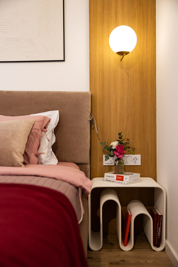 Фотография: Спальня в стиле Современный, Квартира, Проект дня, Сочи, Блочный дом, 3 комнаты, 60-90 метров, Красная Поляна, современный с элементами минимализма и скандинавского стиля, Анна Терентьева – фото на INMYROOM