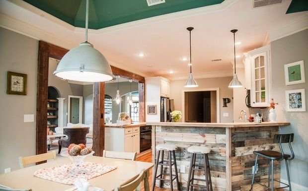 Фотография: Кухня и столовая в стиле Скандинавский, Гостиная, Декор интерьера, Квартира, Студия, Дом, барная стойка на кухне, кухня-гостиная с барной стойкой – фото на INMYROOM