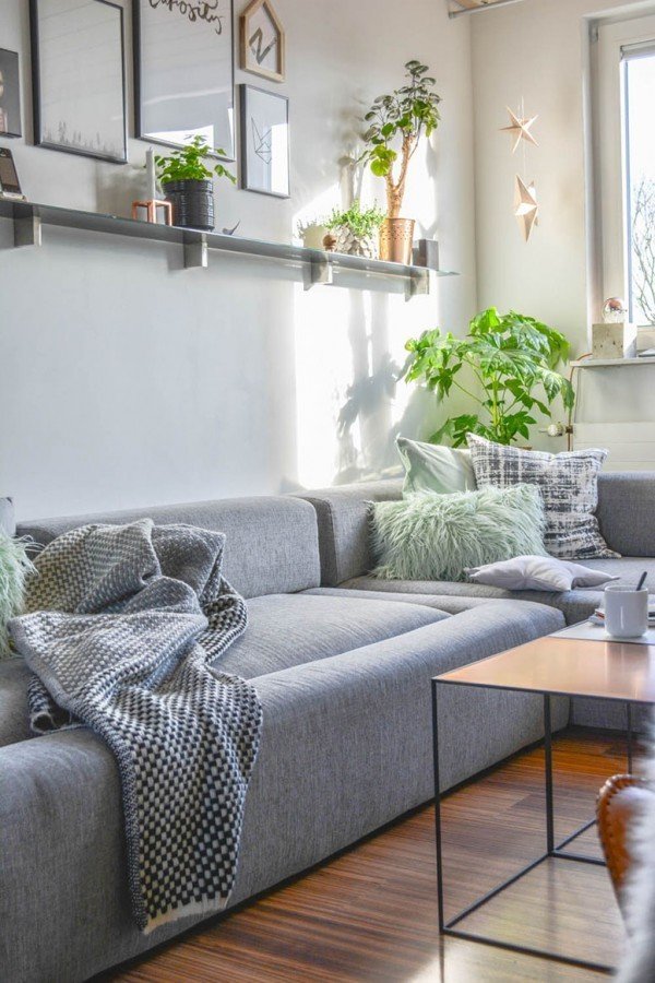 Фотография: Гостиная в стиле Скандинавский, Советы, уборка, уборка пыли в квартире – фото на INMYROOM Фотография: Гостиная в стиле Скандинавский, Советы, уборка, уборка пыли в квартире – фото на INMYROOM