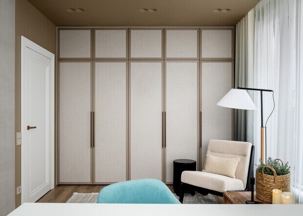 Фотография: Кабинет в стиле Современный, Проект дня, Новосибирск, 4 и больше, Более 90 метров, Эксклюзивные проекты, Полина Степанова, эклектичный с элементами этники и современного дизайна – фото на INMYROOM