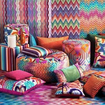 Фотография: Аксессуары в стиле Восточный, Декор интерьера, Карта покупок, BoConcept, Часы, Праздник, Индустрия, Прованс, Новый Год, Подушки, Свечи, Ваза – фото на INMYROOM