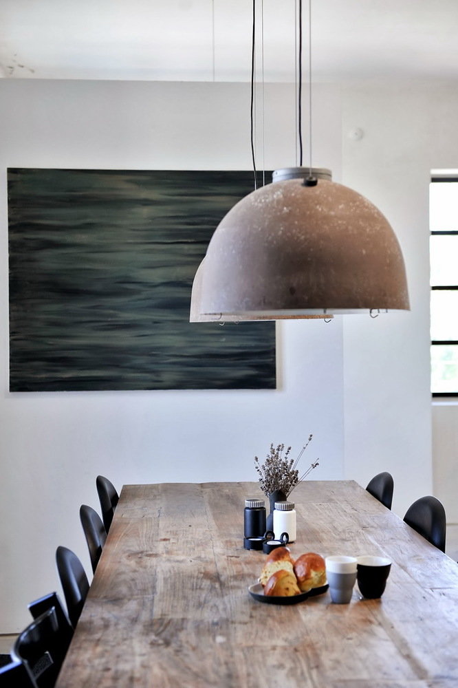 Фотография: Кухня и столовая в стиле Современный, Скандинавский, Квартира, Цвет в интерьере, Дома и квартиры, Белый, Черный – фото на INMYROOM