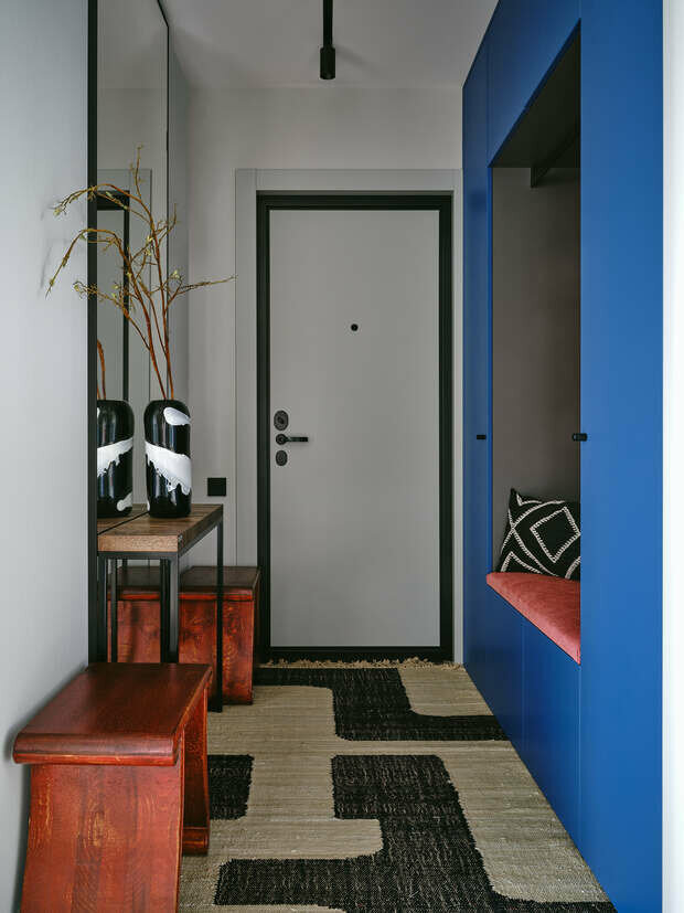 Фотография: Прихожая в стиле Современный, Эклектика, Винтажный, Квартира, Проект недели, Москва, Панельный дом, 2 комнаты, 40-60 метров, Анна Тарасова – фото на INMYROOM