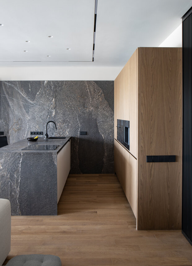 Фотография: Кухня и столовая в стиле Современный, Минимализм, Квартира, Проект дня, Санкт-Петербург, 2 комнаты, Более 90 метров, Эксклюзивные проекты, минимализм с элементами современного дизайна, фото интерьера, дизайн интерьера фото, Ирина Смышляева – фото на INMYROOM