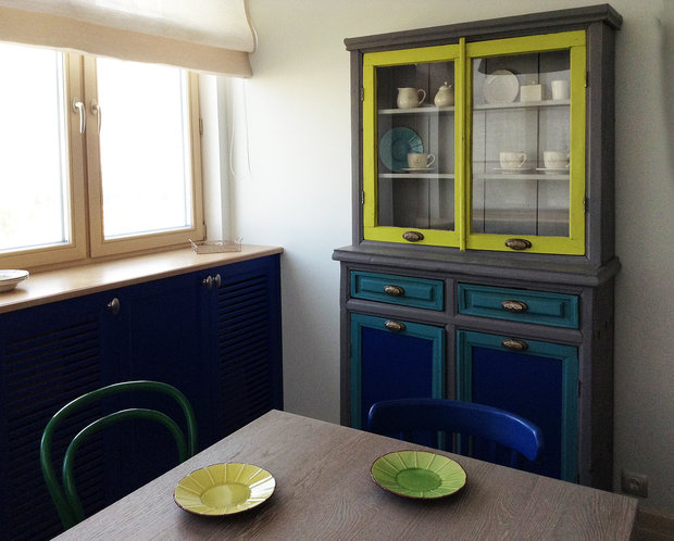 Фото из портфолио Винтажная мебель на современной кухне – фотографии дизайна интерьеров на INMYROOM