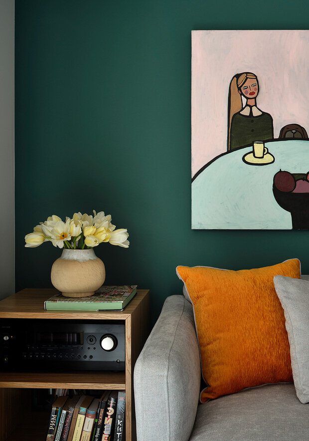 Фотография: Гостиная в стиле Современный, Эклектика, Квартира, Проект дня, Москва, Фрунзенская набережная, Сталинка, 3 комнаты, 60-90 метров, Анна Громова – фото на INMYROOM