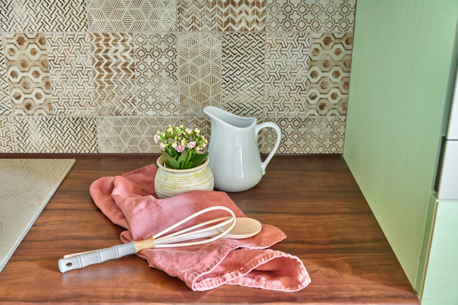 Фотография: Кухня и столовая в стиле Прованс и Кантри, Квартира, Проект дня, Красногорск, 3 комнаты, 60-90 метров, Более 90 метров, Евгения Ивлиева – фото на INMYROOM Фотография: Кухня и столовая в стиле Прованс и Кантри, Квартира, Проект дня, Красногорск, 3 комнаты, 60-90 метров, Более 90 метров, Евгения Ивлиева – фото на INMYROOM