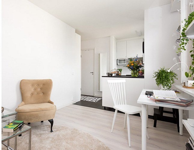 Фотография: Гостиная в стиле Скандинавский, Современный, Малогабаритная квартира, Квартира, Мебель и свет, Белый, Черный – фото на INMYROOM Фотография: Гостиная в стиле Скандинавский, Современный, Малогабаритная квартира, Квартира, Мебель и свет, Белый, Черный – фото на INMYROOM