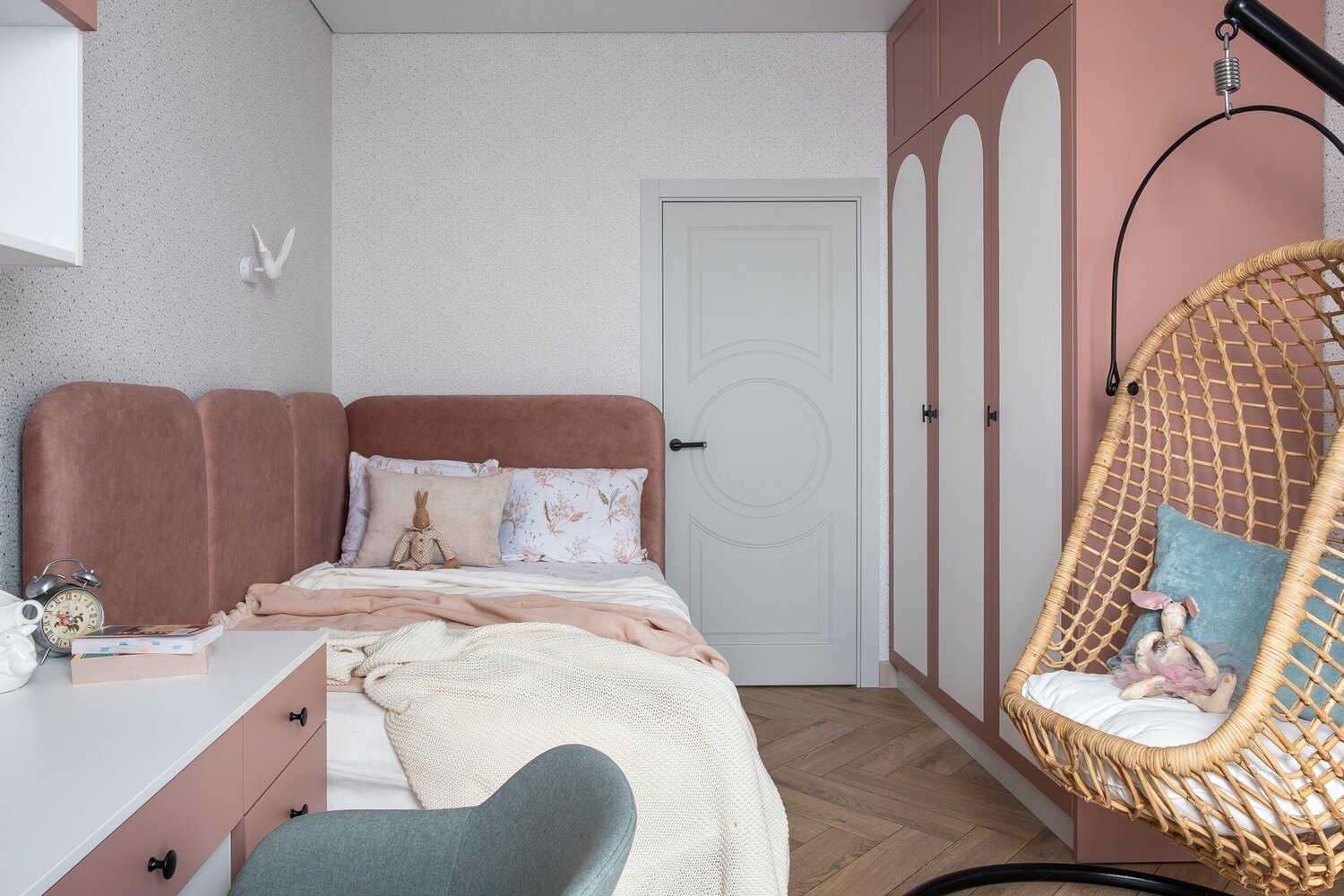 Фотография: Детская в стиле Современный, Квартира, Проект недели, Ростов-на-Дону, 4 и больше, Более 90 метров, Монолитно-кирпичный, Koko design – фото на INMYROOM Фотография: Детская в стиле Современный, Квартира, Проект недели, Ростов-на-Дону, 4 и больше, Более 90 метров, Монолитно-кирпичный, Koko design – фото на INMYROOM