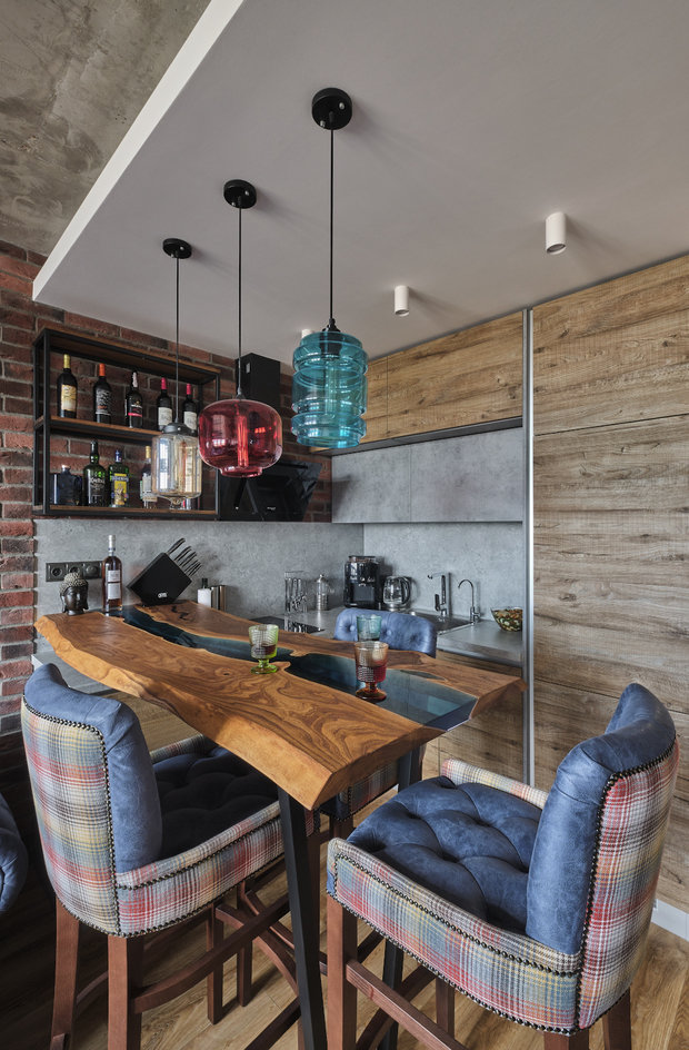 Фотография: Кухня и столовая в стиле Лофт, Эклектика, Квартира, Проект недели, Москва, 1 комната, 40-60 метров, студия «Особинка», Ксения Розанцева – фото на INMYROOM