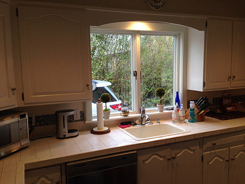 Фотография: Кухня и столовая в стиле Скандинавский, Современный, Классический, Эклектика, Декор интерьера, Квартира, США, Интерьерный стиль, Дизайн интерьера, Декор, Белый, Переделка, Ремонт, Серый, ИКЕА, паркет, отделка, отделка пола, косметический ремонт, экспресс-ремонт – фото на INMYROOM Фотография: Кухня и столовая в стиле Скандинавский, Современный, Классический, Эклектика, Декор интерьера, Квартира, США, Интерьерный стиль, Дизайн интерьера, Декор, Белый, Переделка, Ремонт, Серый, ИКЕА, паркет, отделка, отделка пола, косметический ремонт, экспресс-ремонт – фото на INMYROOM